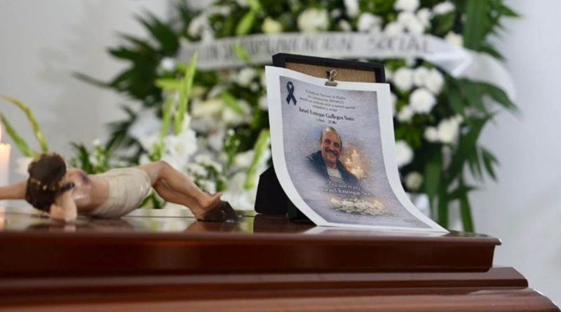 Familiares despiden a víctimas del descarrilamiento del Tren Interoceánico