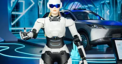 CAPTAN ROBOT INSPECCIONANDO VEHÍCULOS EN EL PUENTE INTERNACIONAL REYNOSA HIDALGO