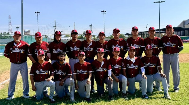 Alumnos del Cbtis 135 de Matamoros parten al Encuentro Nacional Deportivo de Tepic, Nayarit