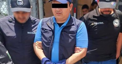 Entrega E. U. por Matamoros a Carlos Eugenio Benites Orta de la Agencia de Aduanas por acusaciones de delincuencia